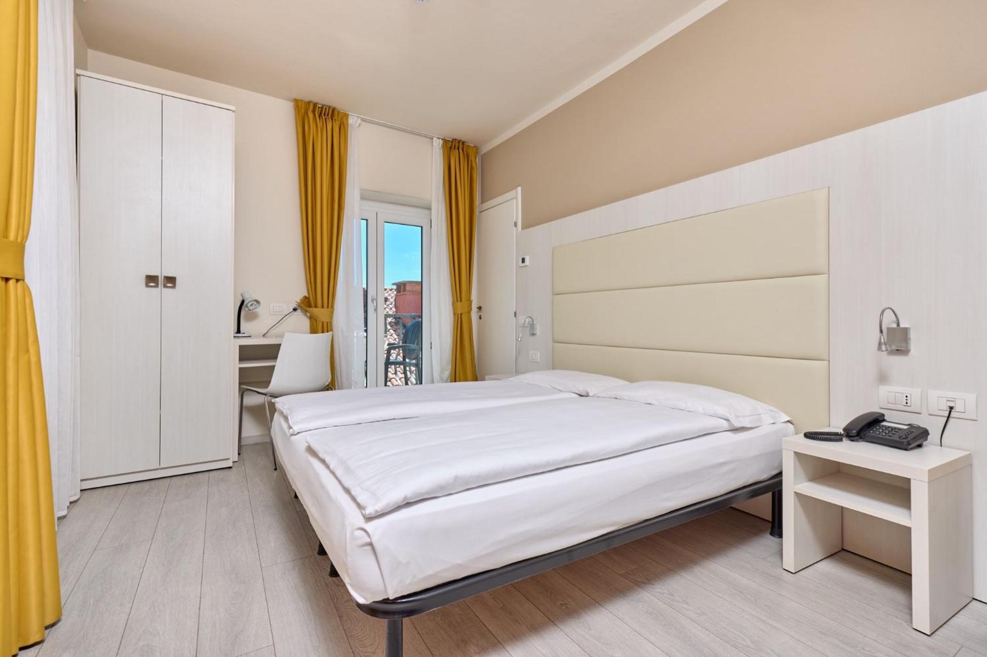 Hotel Geier Torbole Sul Garda Exterior foto